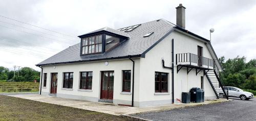 Ballyleague Apartment | Riverside Marina Apartments
