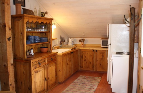 Alpine Village Cabin | Riverside Meadows Cabins