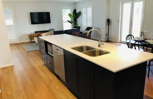 Wagga Wagga Apartment | Riverside Urban Apartment