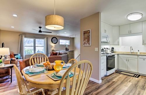 La Crosse House | 'RiverSong' Waterfront La Crosse Home w/Dock
