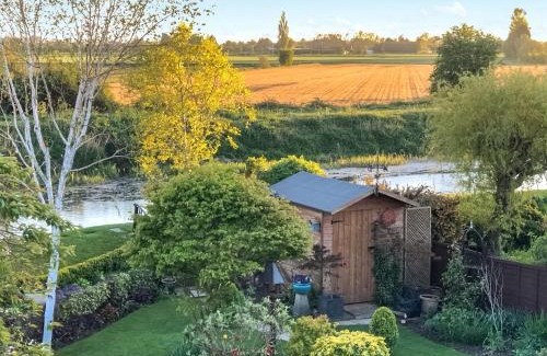 Frognall House | Riverview