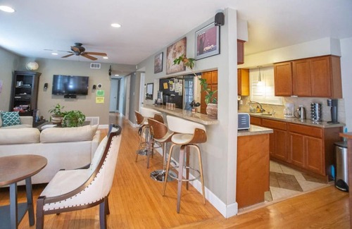 Little Pocket House | Riverview Huge Yard, Quiet Cul-de-Sac, Perfect for Families