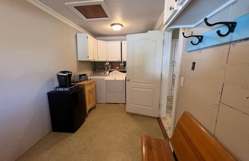 Hamilton House | Riverview Orchard 2: Master Suite Studio Style