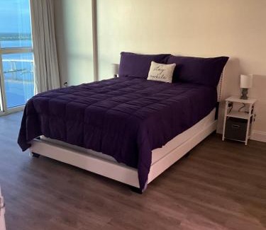 Fort Myers River District Apartment | Riverview Penthouse