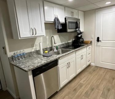 Fort Myers River District Apartment | Riverview Penthouse