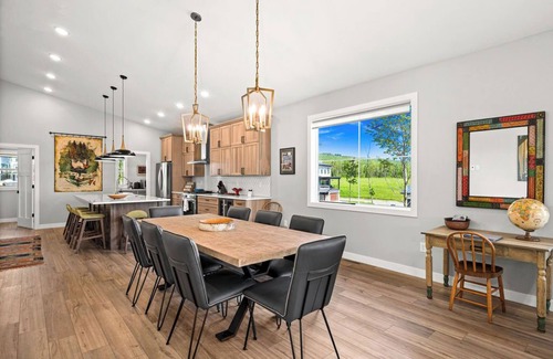 Duluth Apartment | RiverWest Hunters Lookout-Riverfront, Base Spirit Mtn-Dog Friendly-20% off Bike Rentals
