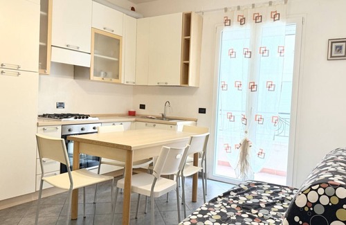Marina Centro Apartment | RN001 - Rimini, one-bedroom apartment a stone's throw from the sea