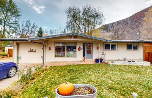 Glenwood Springs House | Roaring Fork Retreat