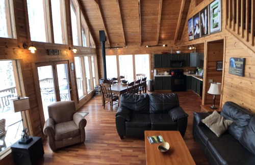 Slade House | Robin's Nest luxury cabin, Red River Gorge