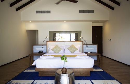 Orivaru Resort | ROBINSON NOONU - All inclusive