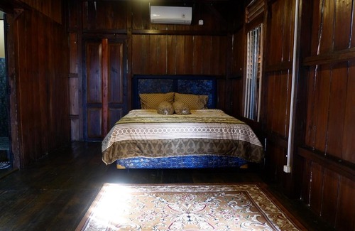 Tanjung Pandan Hotel | Rock and Wreck Dive Resort