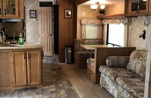 Weedville House | Rock Hill Cabins - Eagle's Nest