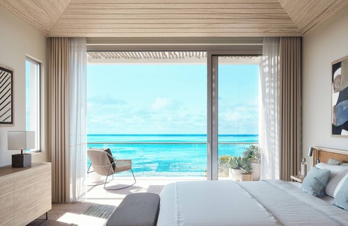 Providenciales Hotel | Rock House