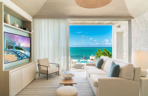 Providenciales Hotel | Rock House