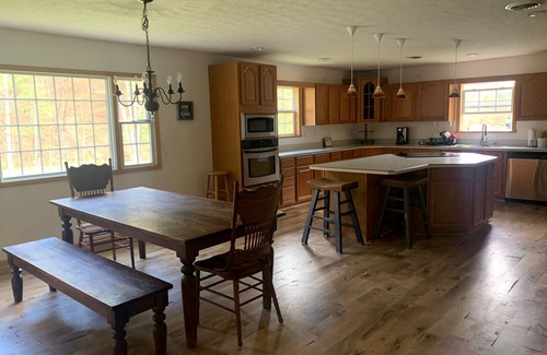Kirby House | Rock Oak Ranch 100 mountain acres full house