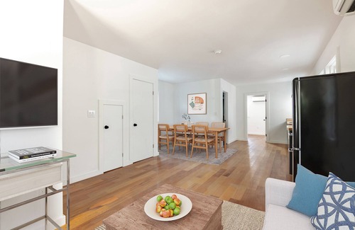 Queens Apartment | Rockaway Beach 1st Floor 1 bedroom