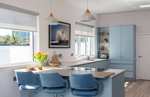 Donaghadee Cottage | ROCKLYN LODGE, family friendly, with open fire in Donaghadee