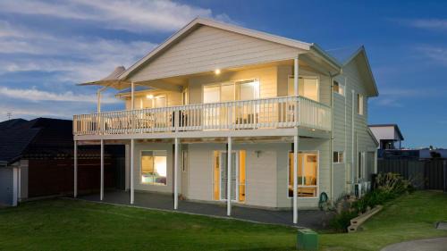 Hayborough House | Rocks Beach House Victor Harbor
