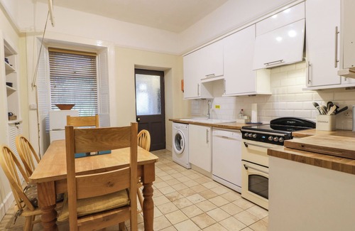 Kilcreggan Cottage | ROCKVALE, pet friendly, character holiday cottage in Kilcreggan