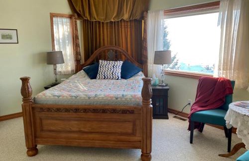 Cochrane Bed & Breakfast | Rocky Mountain View Bed & Breakfast