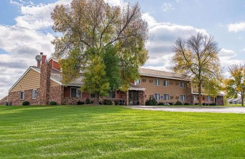 St. Joseph Hotel | Rodeway Inn Saint Joseph
