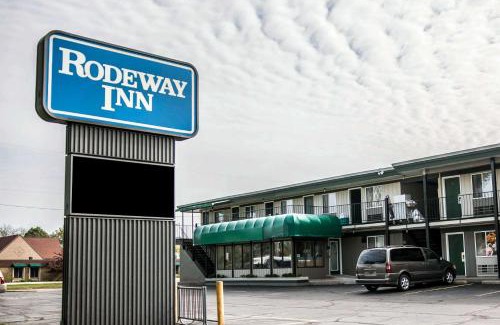 Grand Haven Hotel | Rodeway Inn