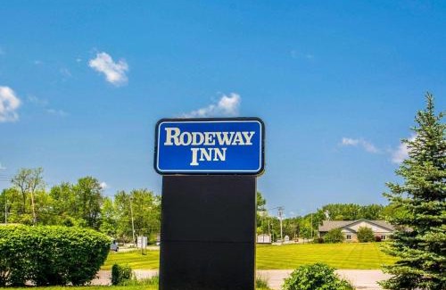 Lakeville Hotel | Rodeway Inn