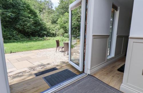Briggswath House | Roe Deer Lodge