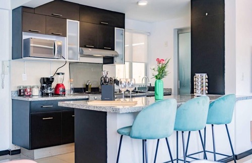 Roma Norte Condo | Roma Norte Group stay: Smart TV, Workspaces