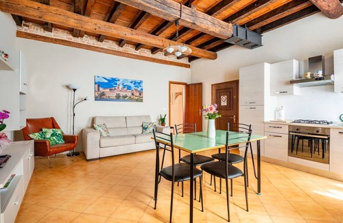 Old Town Apartment | Romantic apartment in the heart of the historic center, free wi-fi