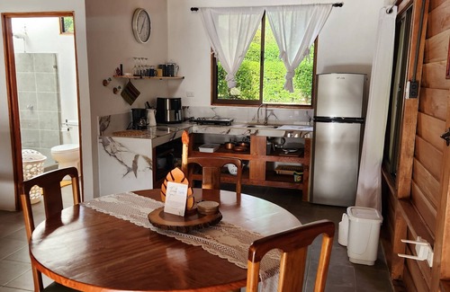 Valle Azul Cabin | Romantic Cabin in the Forest, Valle Azul, Bungalows Tulipanes CR