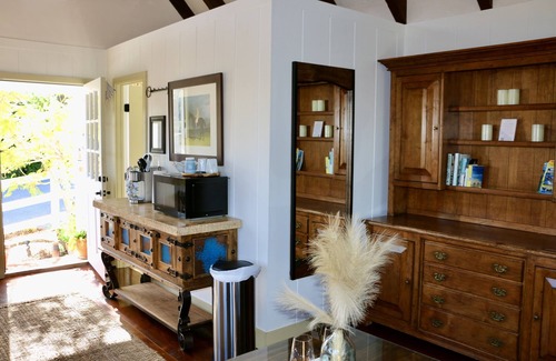 Monterey House | Romantic Carmel Cottage: Ocean & Country Views