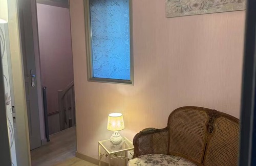 Gavaudun Bed & Breakfast | Romantic charm" room in the Périgord countryside (breakfast included)