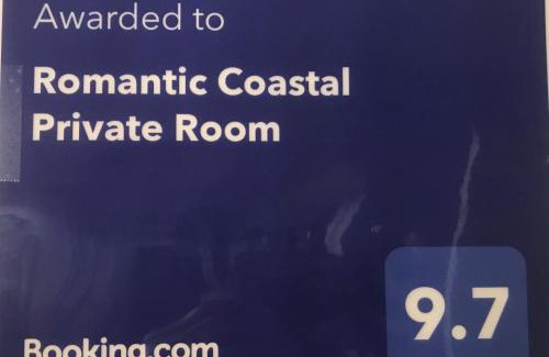Windsor North River Ridge Apartment | Romantic Coastal Private Room