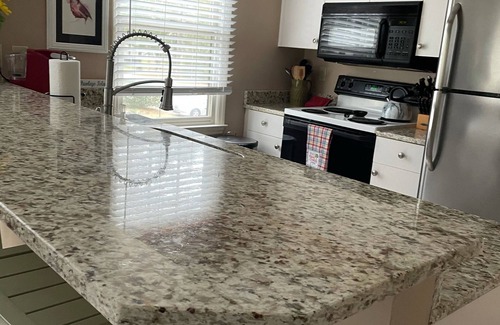 Pawleys Island Villa | Romantic Condo, Gated Pawley’s Plantation. Professionally cleaned every time!