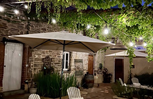 Talunga House | Romantic Loft Stays - Adelaide Hills - Randell's Mill - Tuscan Rustic
