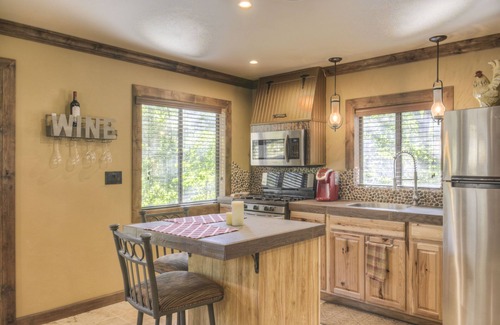 Prescott House | Romantic property on a seasonal creek with personal waterfall. Dog friendly!