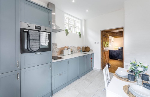 Ford Cottage | Romantic Seaside Retreat Near Arundel
