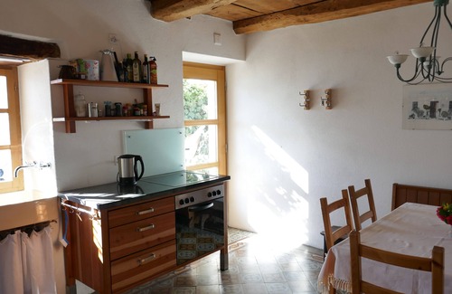Brione sopra Minusio Cottage | Romantic Ticino holiday home on the Lago Maggiore with a fantastic lake view