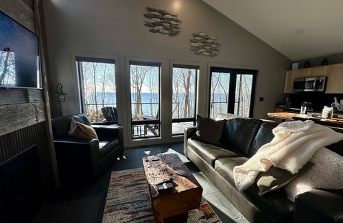 Brevort House | Romantic Waterfront on Lake Michigan - conveniently located to explore the UP