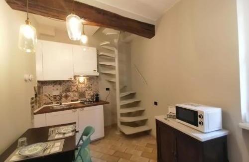 Borgo Dora Apartment | Romantico bilocale nel cuore del Balon