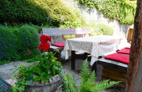 Weyer House | Romantische Ferienhütte Nationalpark Kalkalpen, sonnig, 2 Schlafzimmer, Wlan