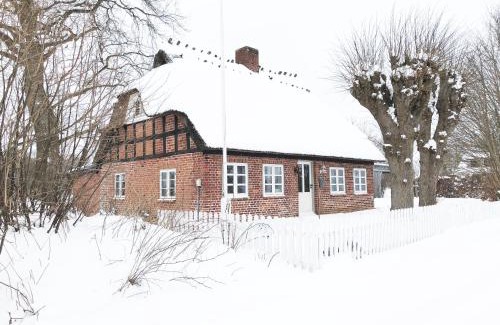 Mohrkirch House | Romantisches Reetdachhaus - Frau Schröders