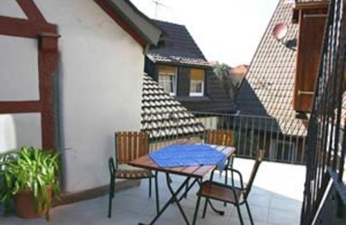 Sommerhausen House | Romantisches Torhaus