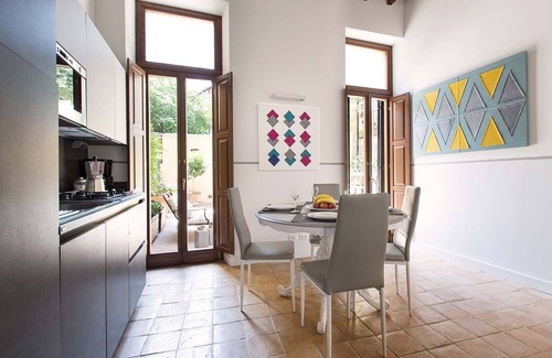 Roman Ghetto Apartment | Rome apartment for Rent, holiday apartment in Rome, short term rental Rome, Flat in Rome with Terrace