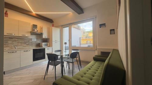 Rione XVI Ludovisi Apartment | Rome Apartment with terrace Autonomous