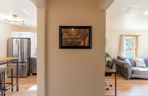 Green Bay House | Romeo’s Roscoe Retreat- Close to Lambeau and Titletown District!