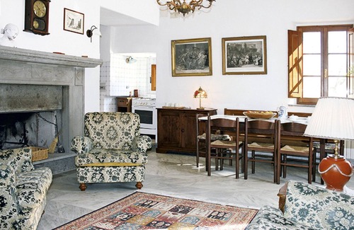 Greve in Chianti Apartment | Rondini by Interhome
