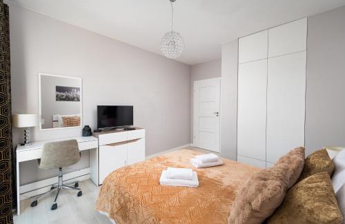 Praga Poludnie Apartment | Rondo Wiatraczna Deluxe Apartment by BookingHost