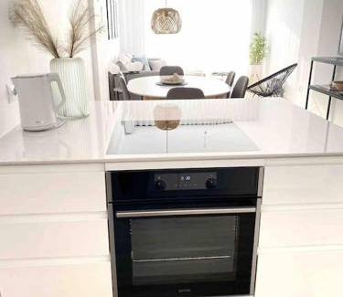 Prizren Apartment | RONI APARTMENTS -Near the historic city center -Family-friendly -Baby cots and toys available -Netflix -Convenient for sightseeing -Services available -Free parking with video surveillance